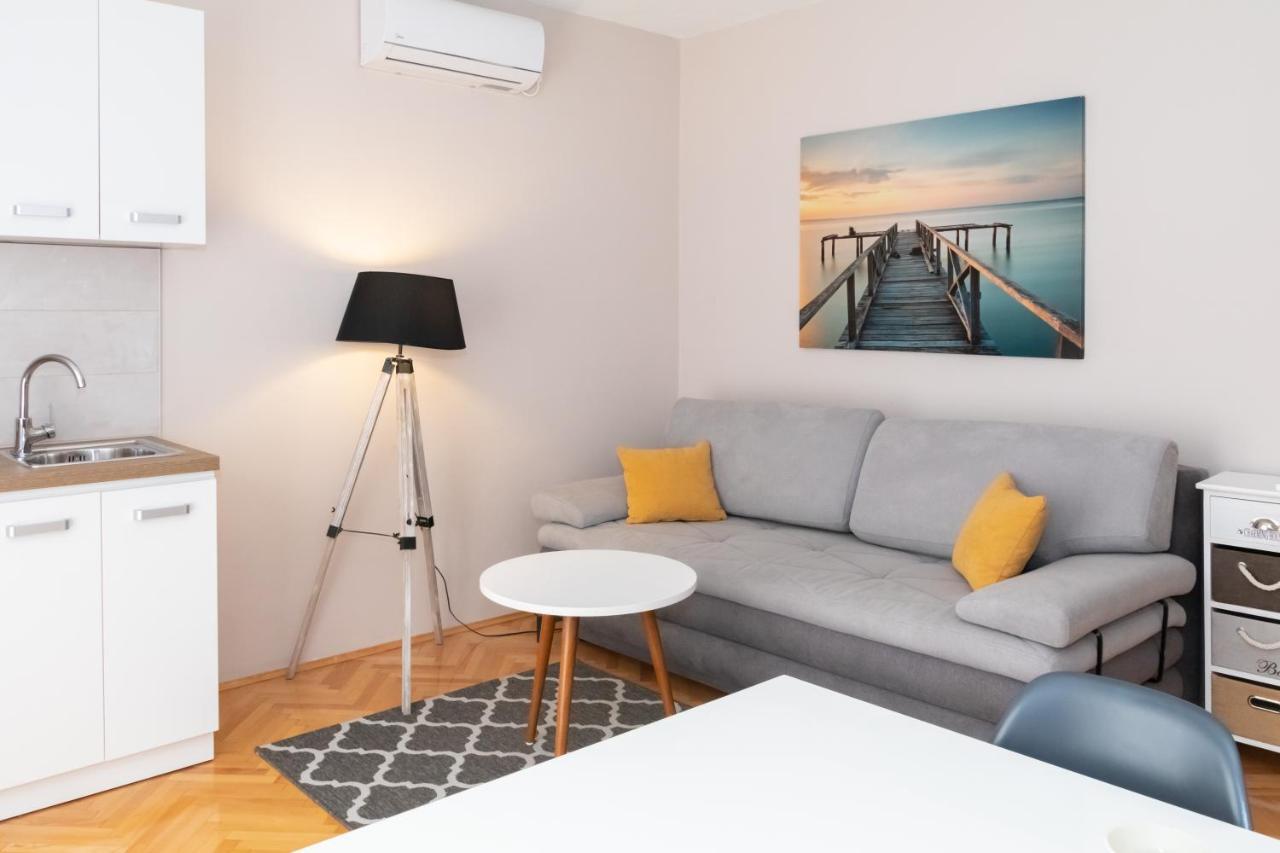 Cozy Studio Vanja Vodice Apartment Ngoại thất bức ảnh